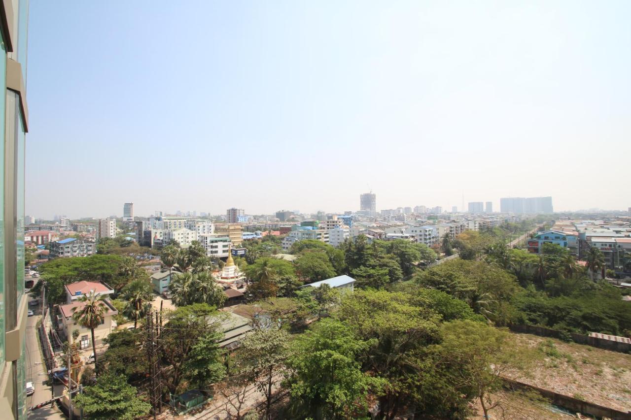 Gemsy Hotel Yangon Exterior foto
